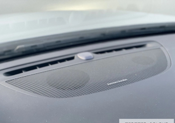 Volvo V60 Cross Country cena 144900 przebieg: 128990, rok produkcji 2019 z Warszawa małe 596